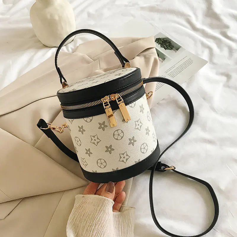 New Korean Style Women's Bucket Bag (Shoulder) Trendy Attic Store01